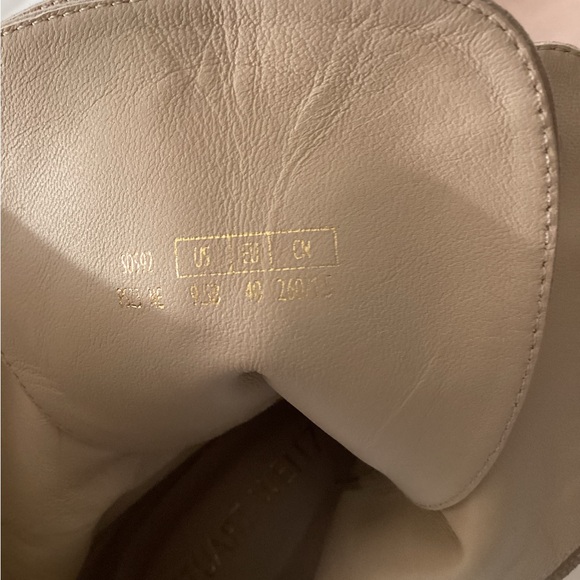 Bedford Sleek Lace-Up Bootie Cashmere Tonal - Picture 15 of 16